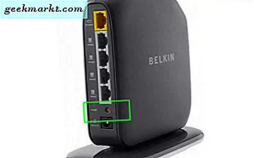 Slik Factory Reset en Belkin Router